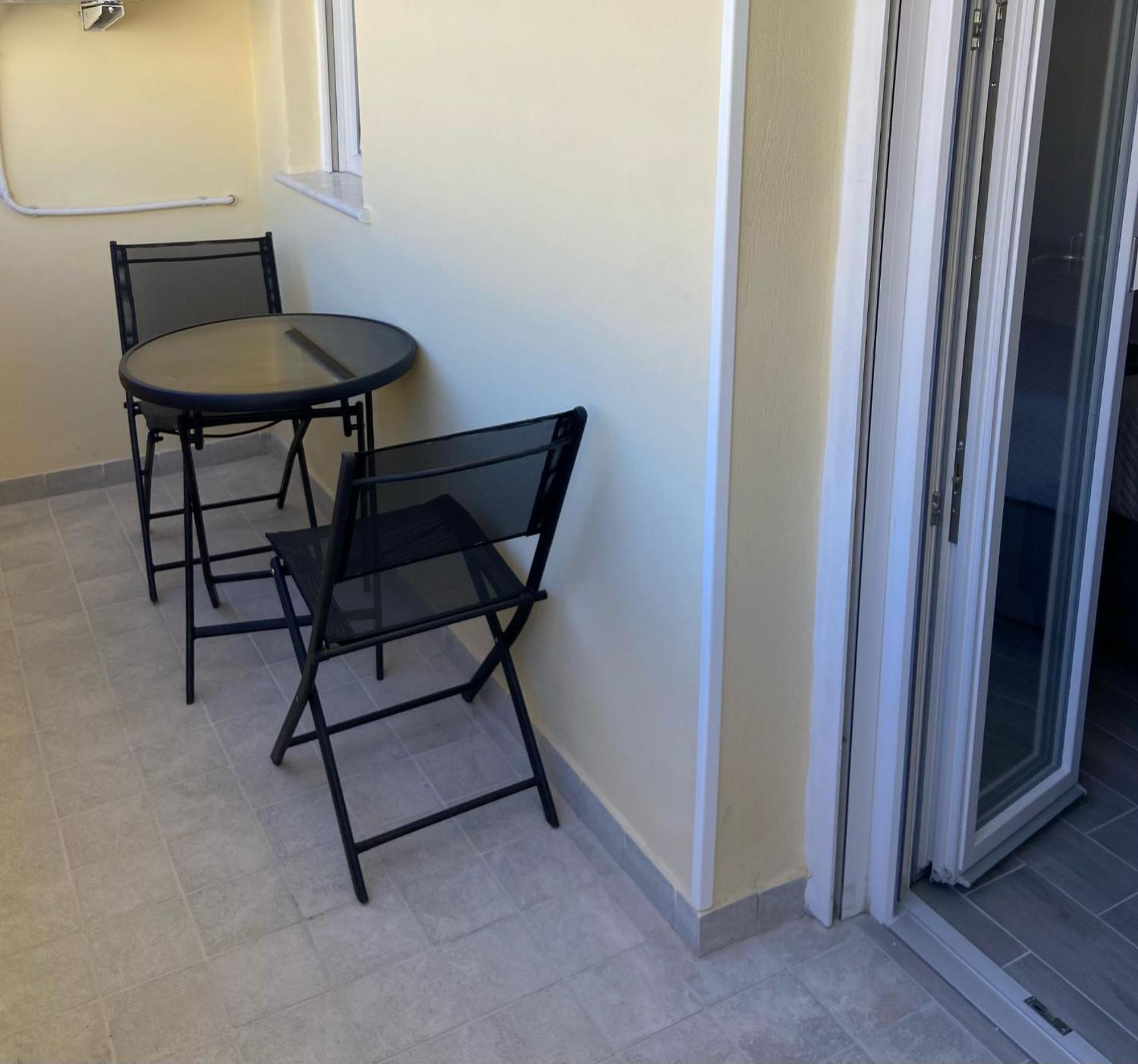 אלגהרו Pm 29 Guest House מראה חיצוני תמונה
